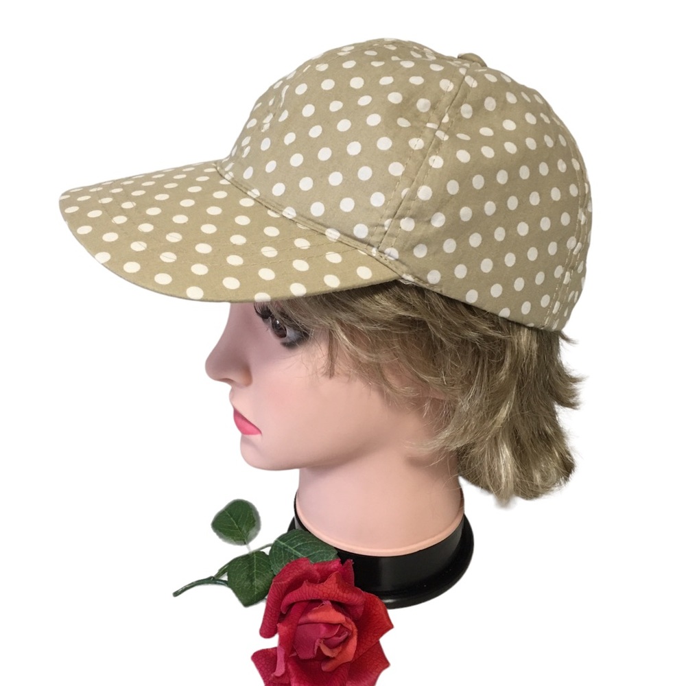 Tan & white polkadot baseball cap falls Creek OS Like new Hook & Loop closure